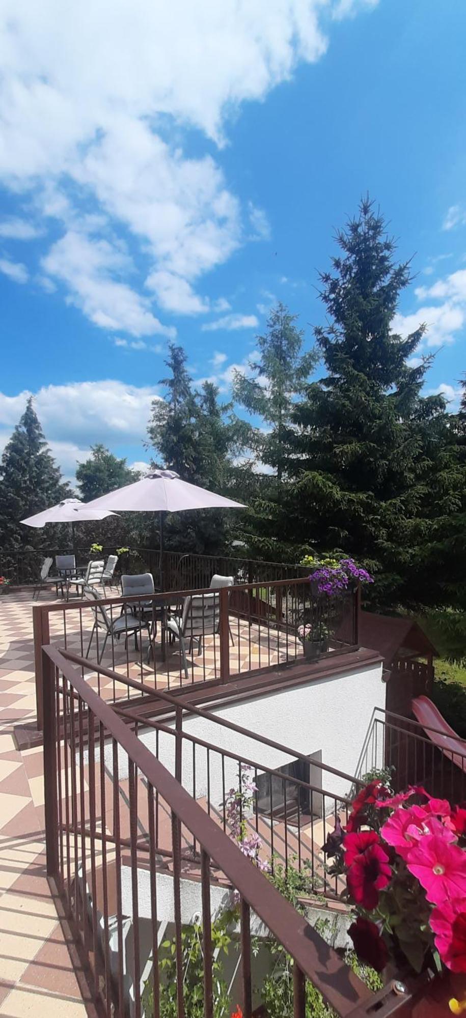 Hotel Dom Wczasowy Lodzianka Mrzeżyno Exterior foto